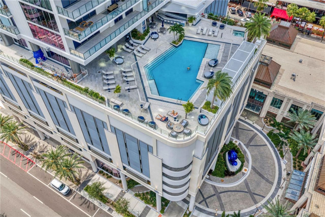 275 1st Avenue S, Unit 3906, Saint Petersburg, FL 33701 Photo