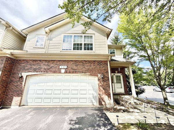356 N WEST POINTE Drive, Vernon Hills, IL 60061