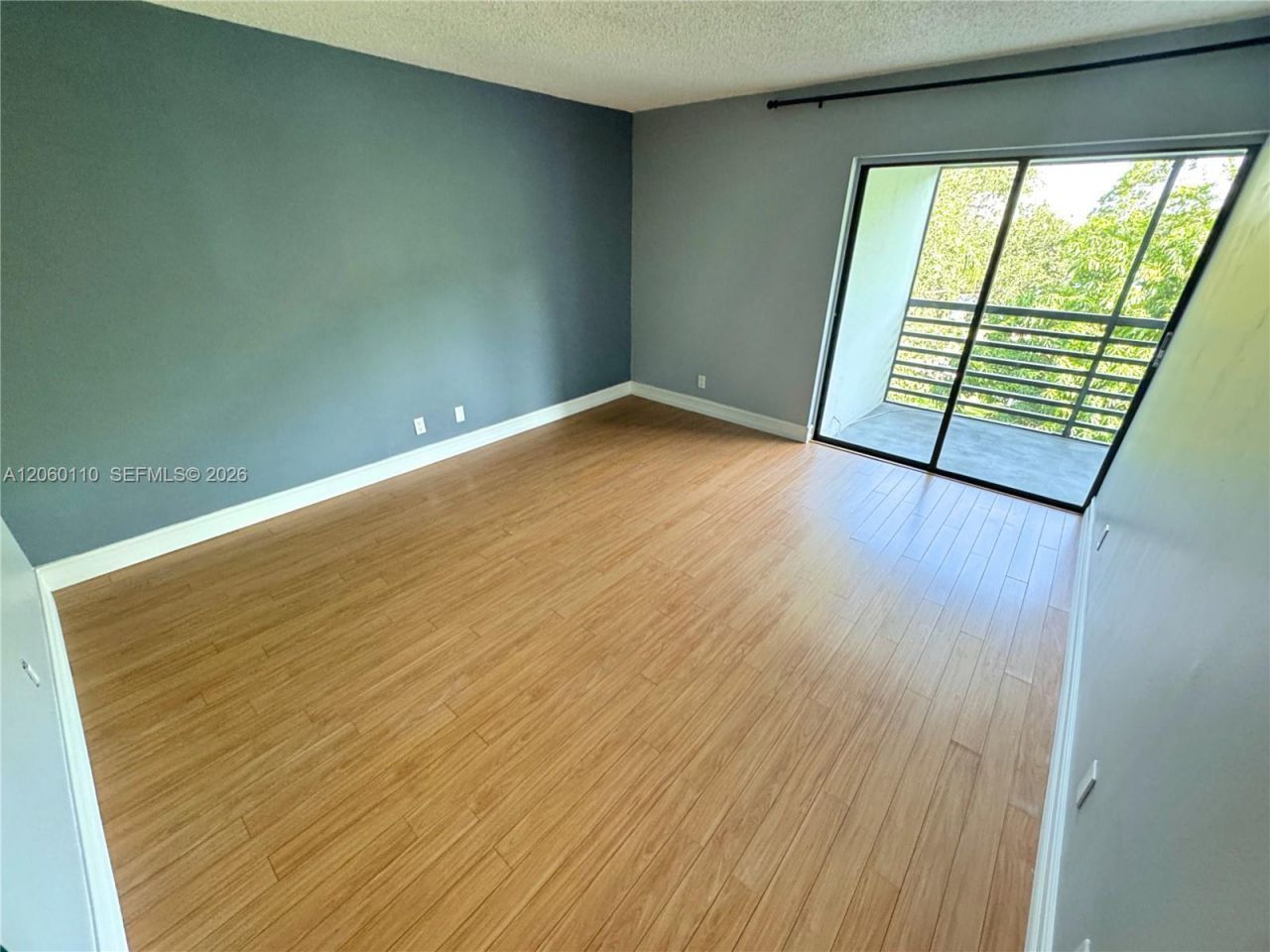 2324 S Cypress Bend Dr, Unit 415, Pompano Beach, FL 33069 Photo