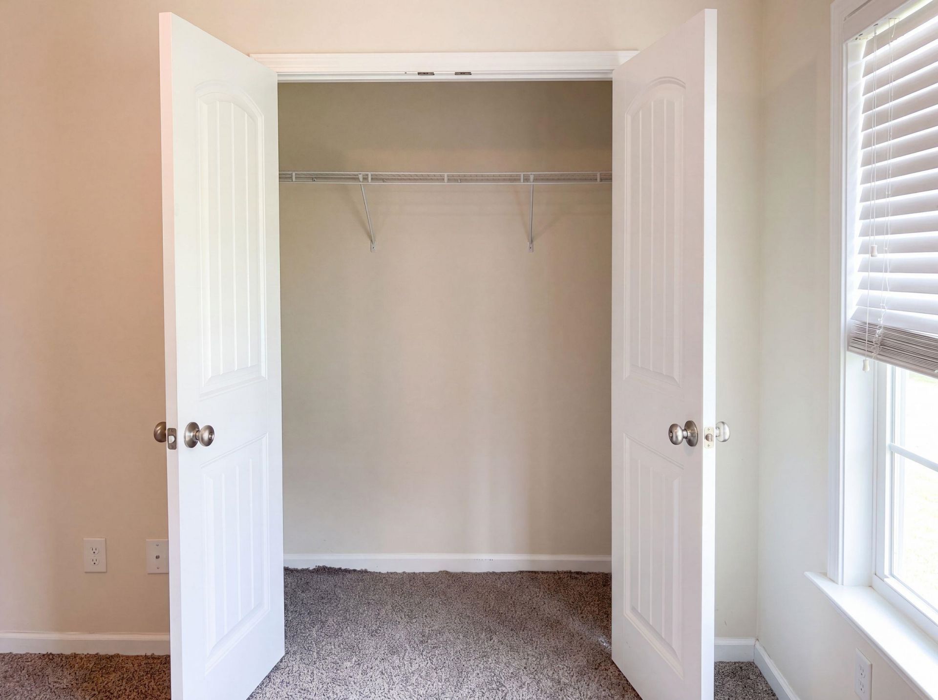 1528 Abberbury Dr.  Photo 13