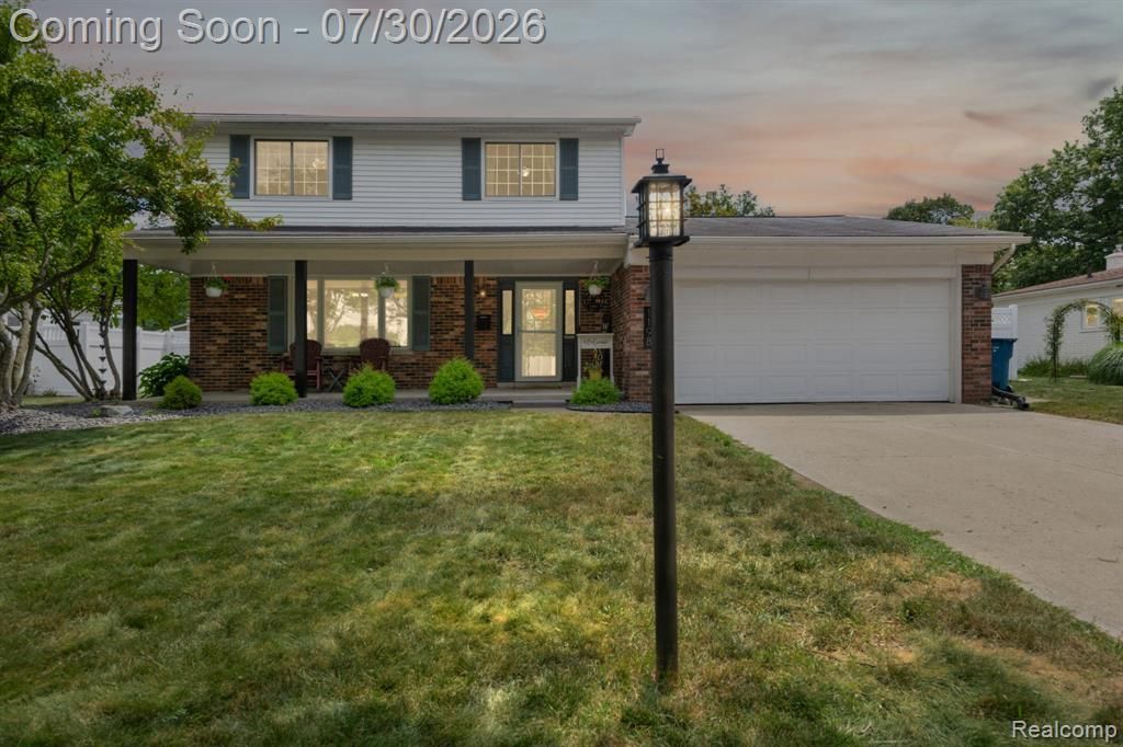 1198 Ashley Drive , Troy, MI 48085 Main Photo