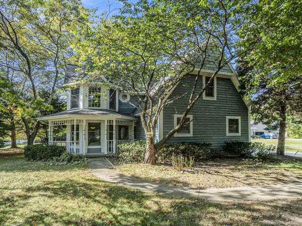 507 Lena Drive, South Haven, MI 49090