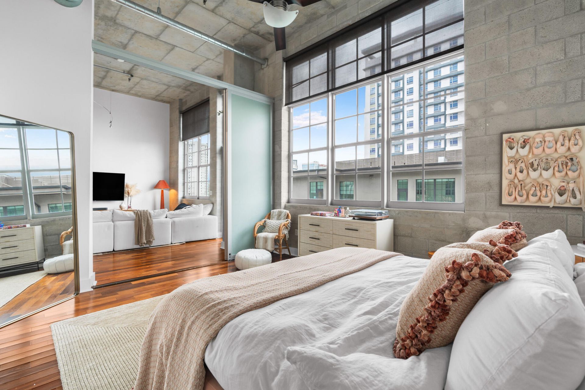 411 NW 1st Avenue Nw, Unit 703, Fort Lauderdale, FL 33301 Photo