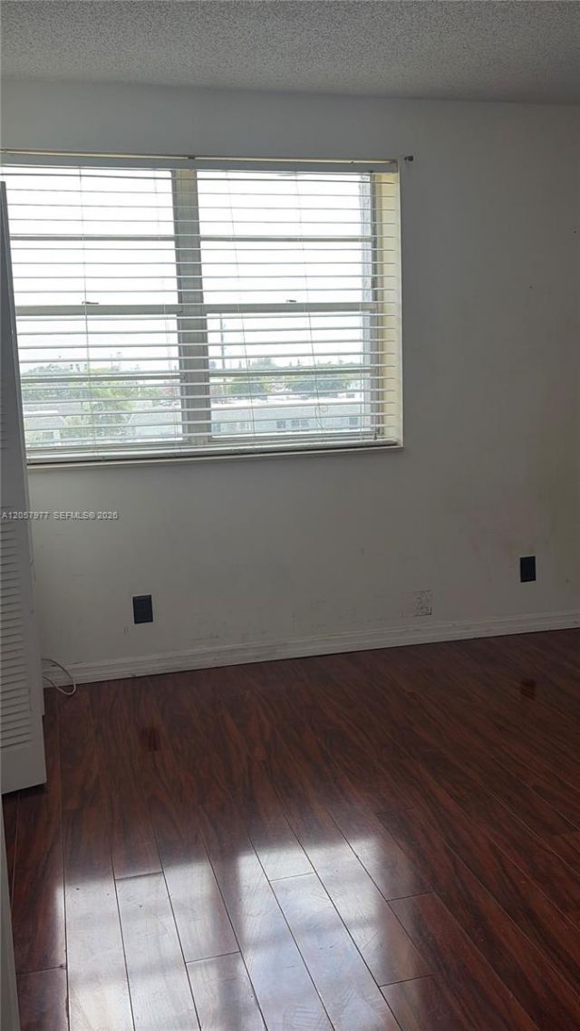 505 Spencer Dr, Unit 315, West Palm Beach, FL 33409 Photo