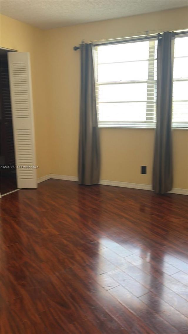 505 Spencer Dr, Unit 315, West Palm Beach, FL 33409 Photo
