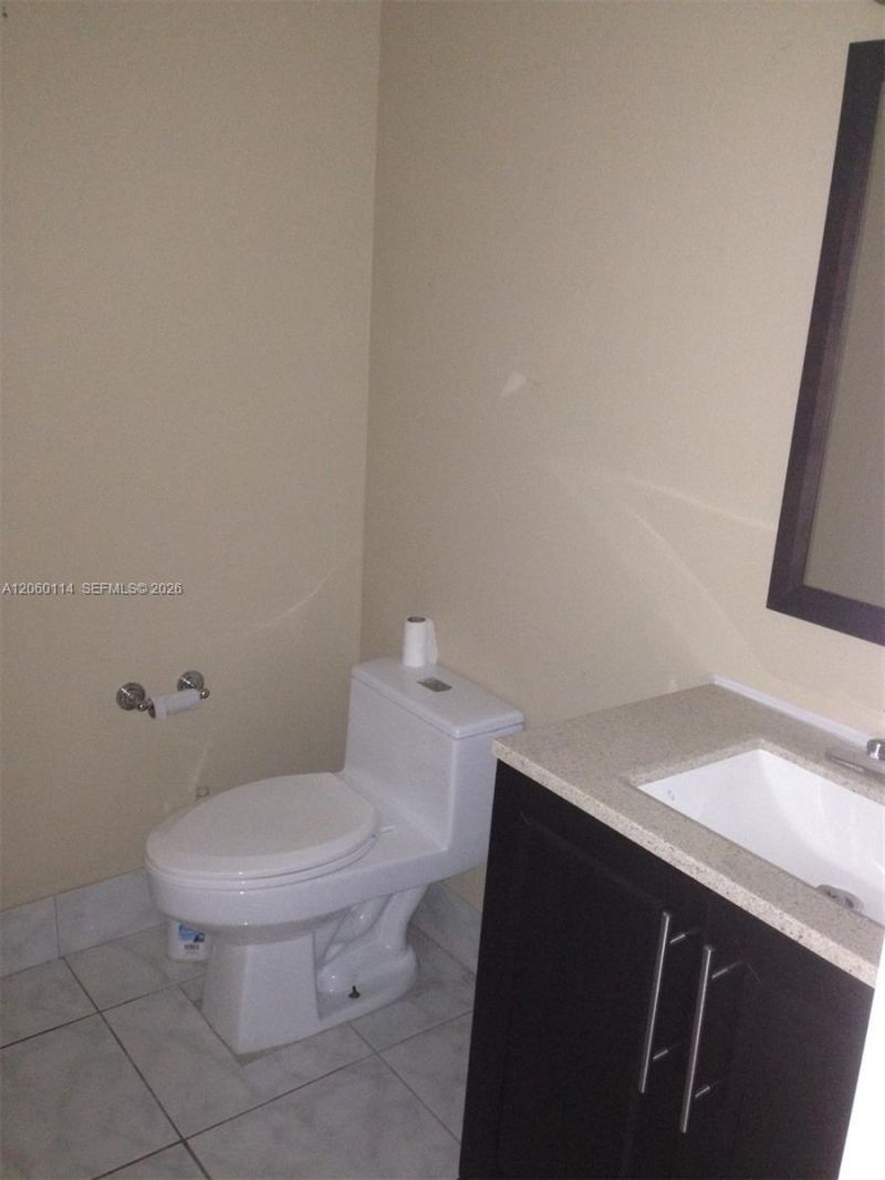 6101 N Falls Cir Dr, Unit 409, Lauderhill, FL 33319 Photo