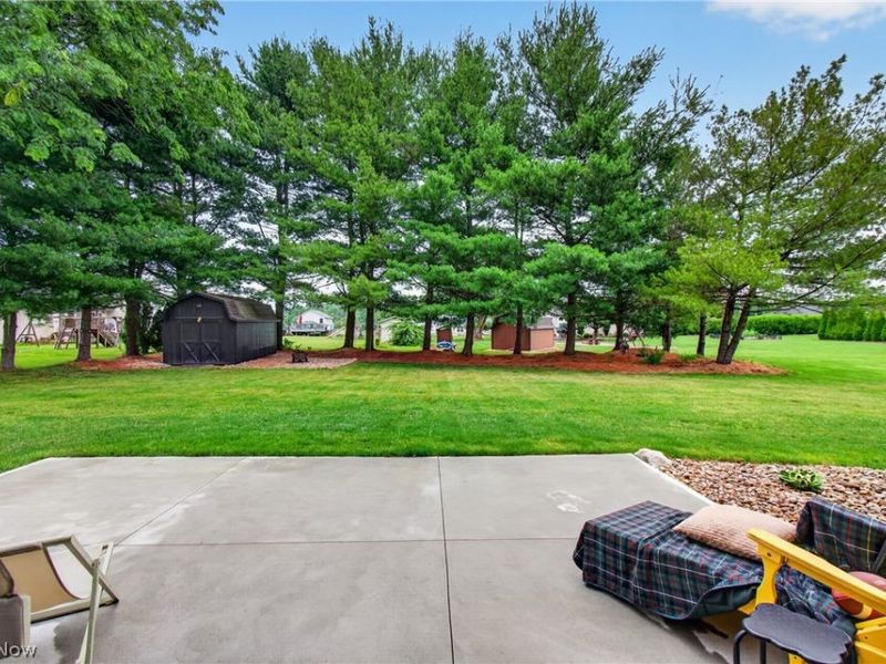 7513 Roni Street SW, Massillon, OH 44646 Photo 32