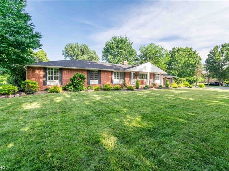 4351 Stoney Ridge Road, Avon, OH 44011 Photo 3