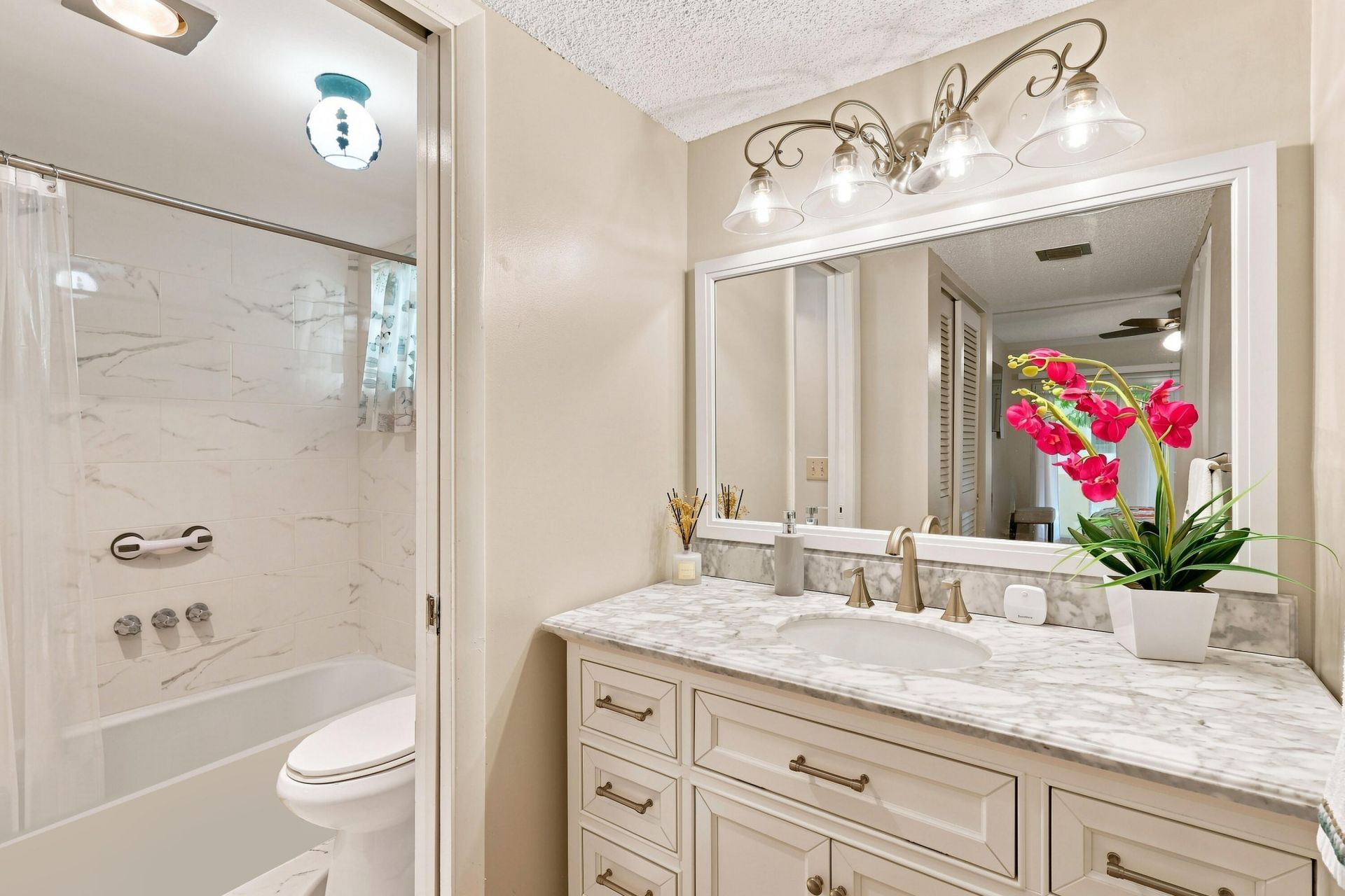 2532 Boundbrook Drive S, Unit 107, Palm Springs, FL 33406 Photo
