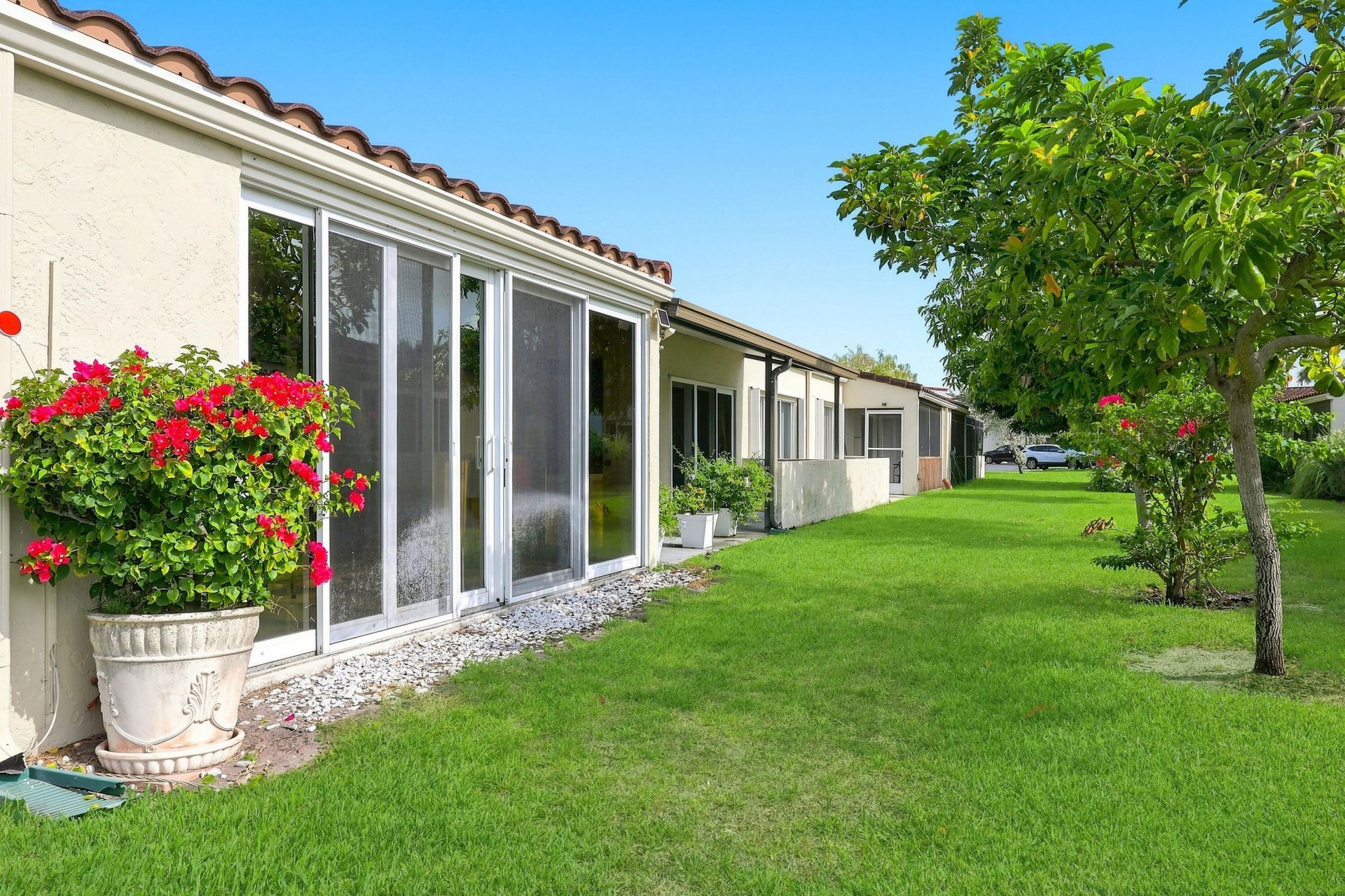 2532 Boundbrook Drive S, Unit 107, Palm Springs, FL 33406 Photo