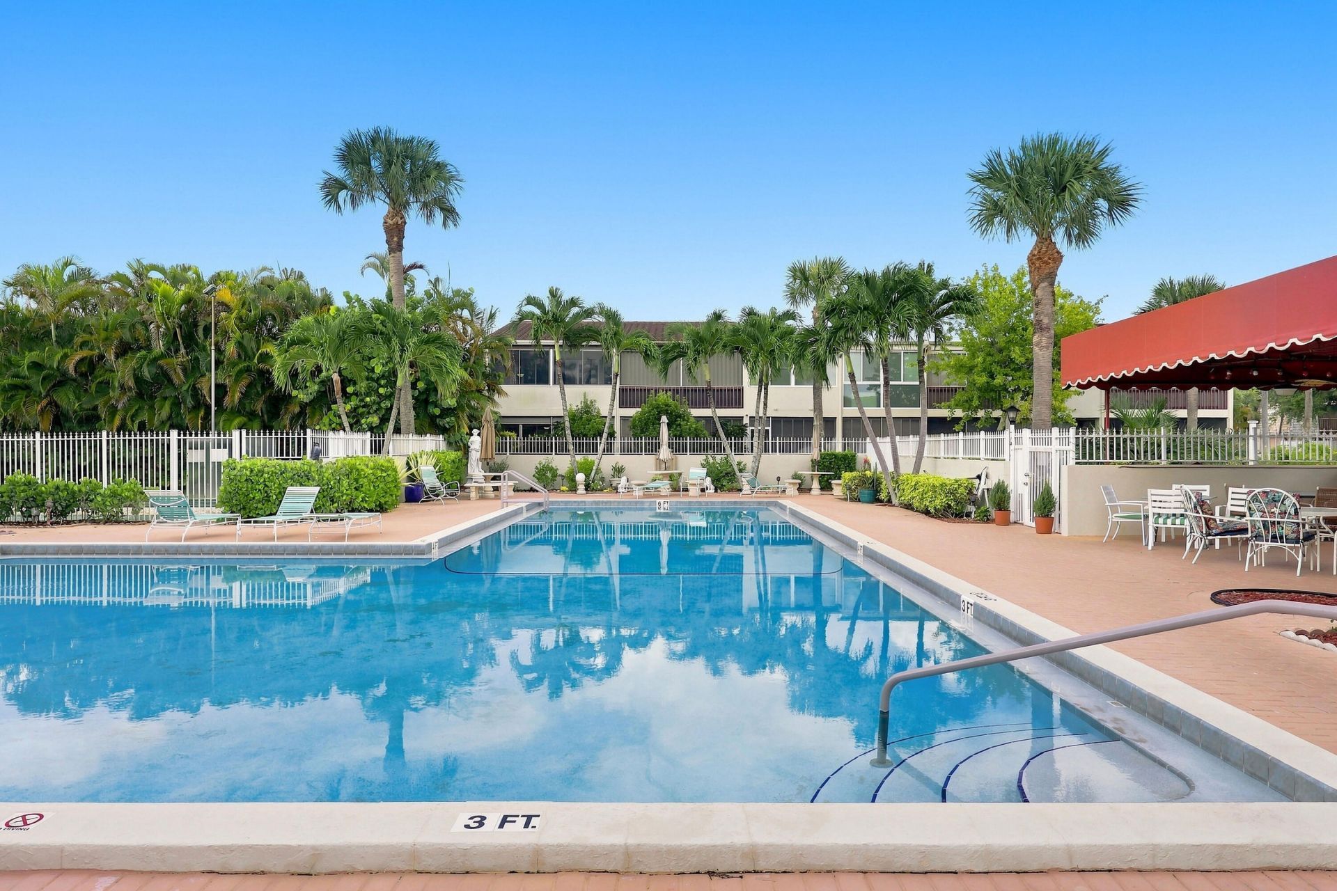 2532 Boundbrook Drive S, Unit 107, Palm Springs, FL 33406 Photo
