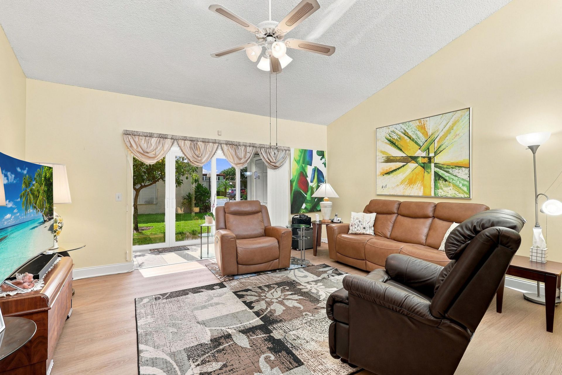 2532 Boundbrook Drive S, Unit 107, Palm Springs, FL 33406 Photo