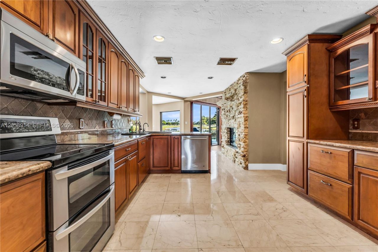 12731 NW 1st St , Plantation, FL 33325 Photo