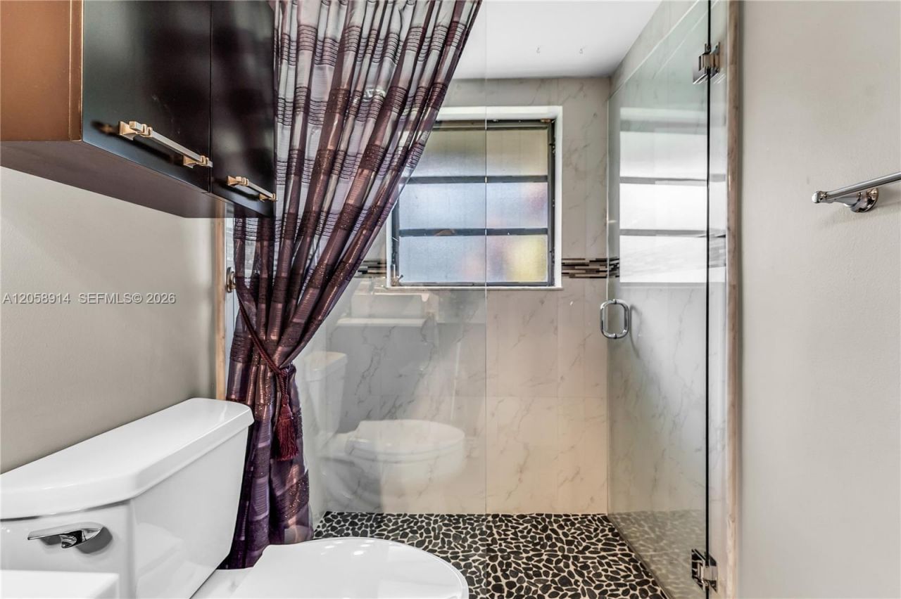 12731 NW 1st St , Plantation, FL 33325 Photo