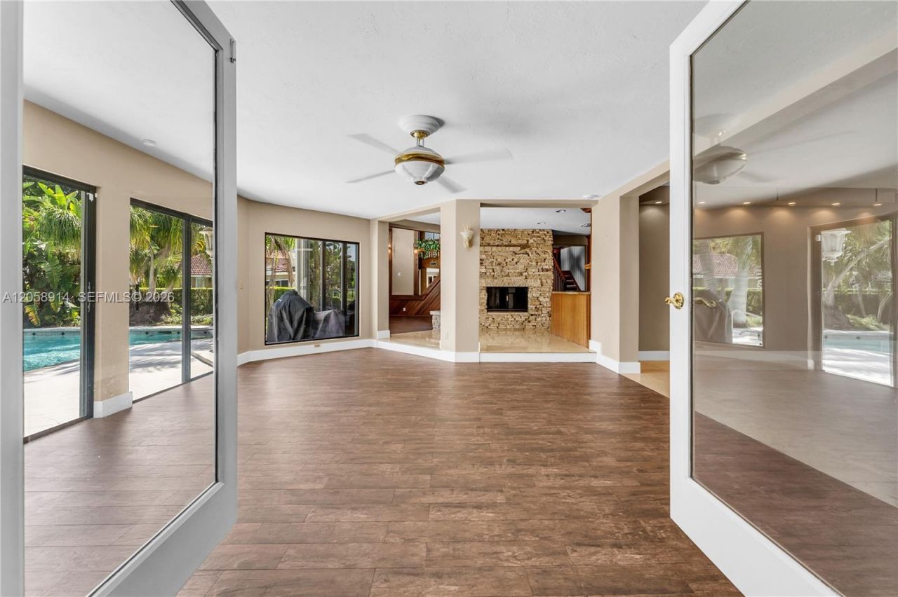 12731 NW 1st St , Plantation, FL 33325 Photo