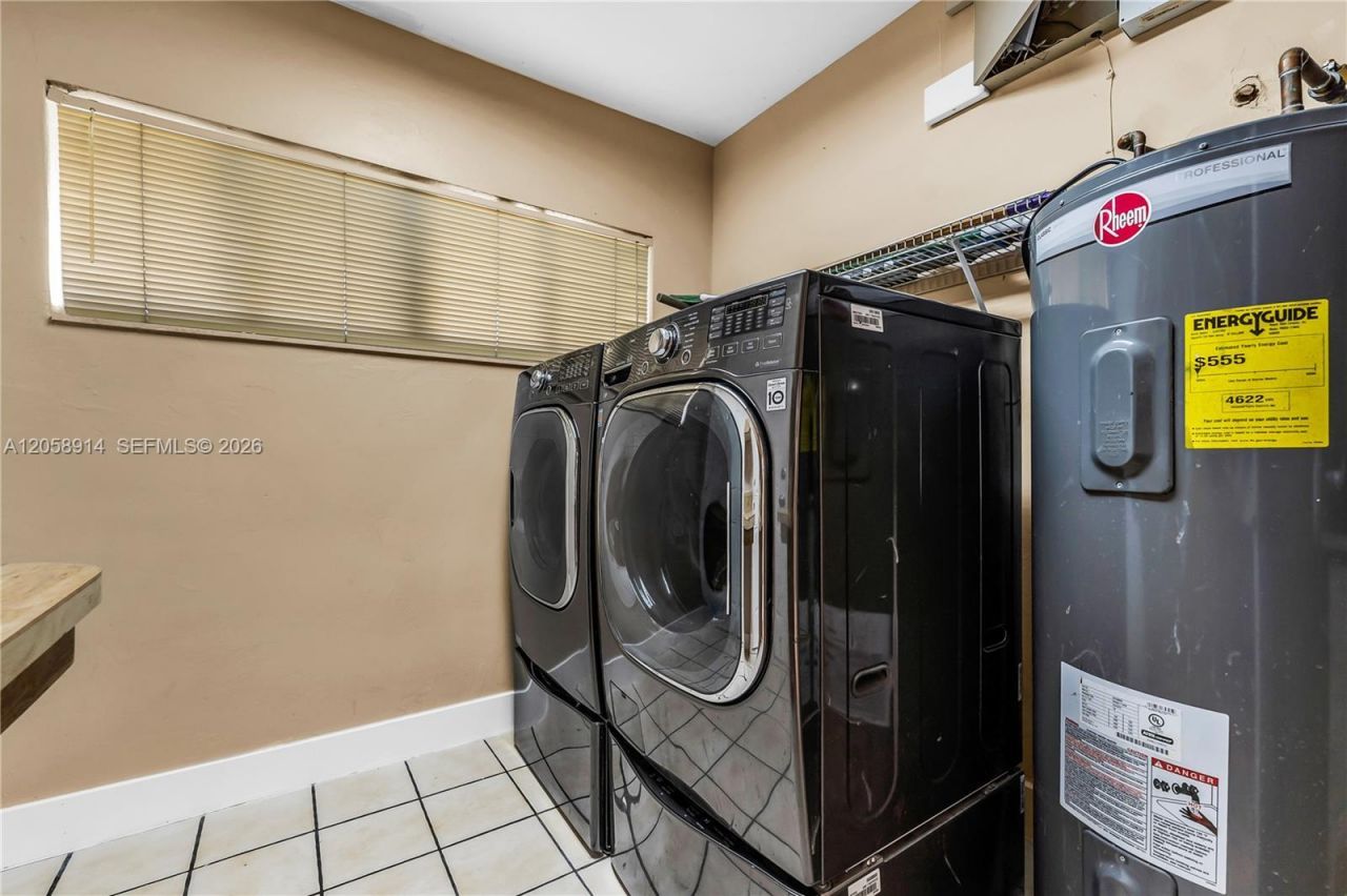 12731 NW 1st St , Plantation, FL 33325 Photo
