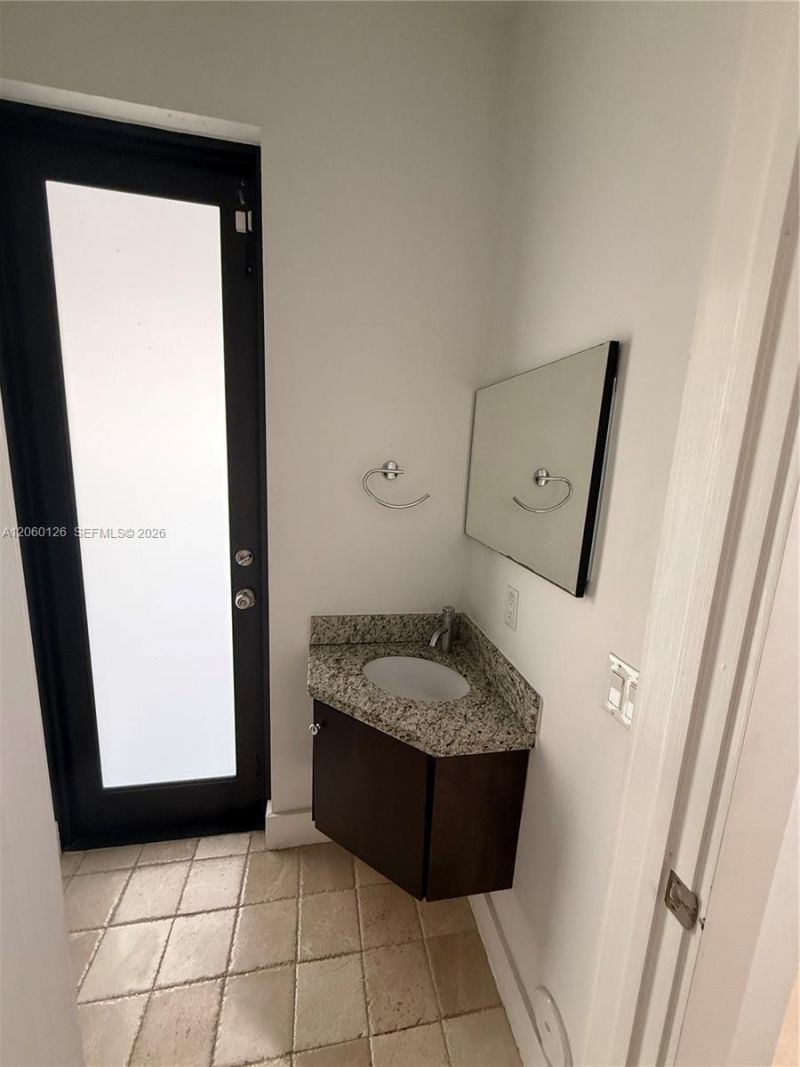 8881 SW 28th St, Miami, FL 33165 Photo