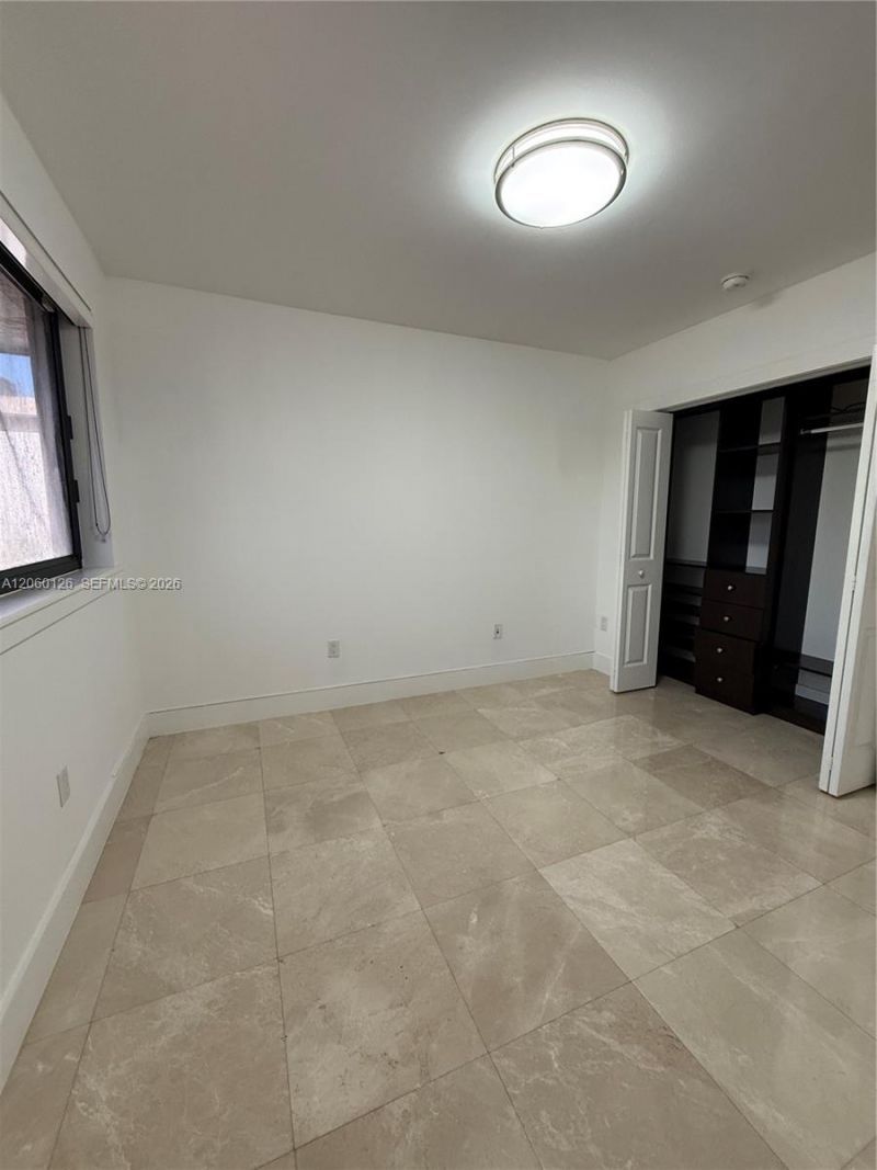 8881 SW 28th St, Miami, FL 33165 Photo