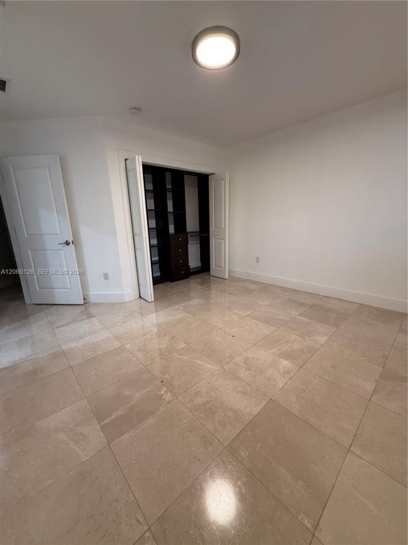 8881 SW 28th St, Miami, FL 33165 Photo