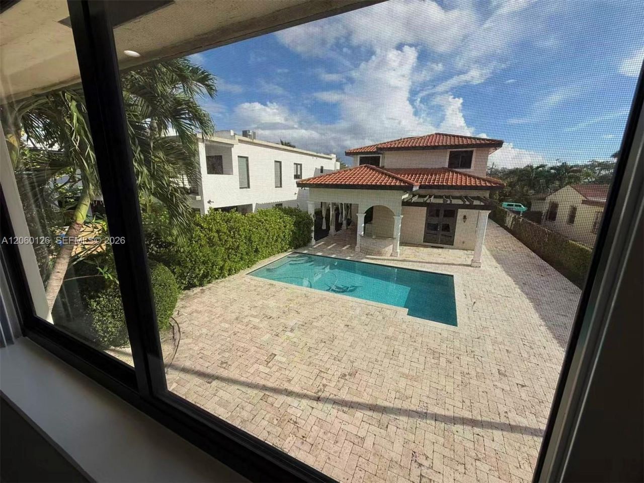 8881 SW 28th St, Miami, FL 33165 Photo