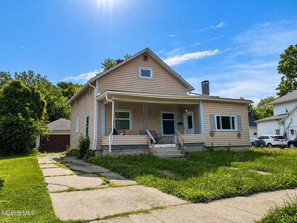 245 Vine Street , Wauseon, OH 43567