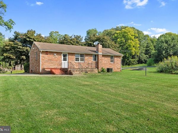 2 QUARTER BRANCH ROAD, LOVETTSVILLE, VA 20180
