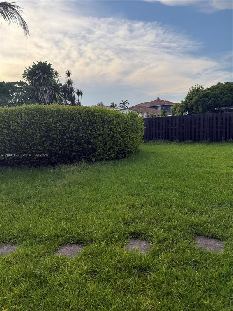 9128 SW 162nd Pl , Miami, FL 33196 Photo