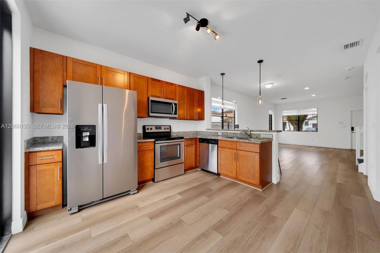 23061 SW 114th Path, Miami, FL 33170 Photo