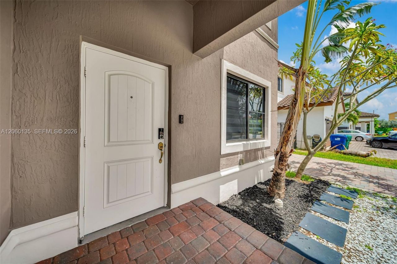 23061 SW 114th Path, Miami, FL 33170 Photo