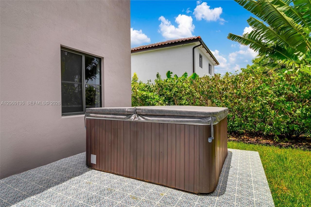 23061 SW 114th Path, Miami, FL 33170 Photo