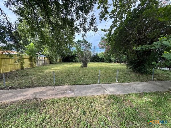 604 Attas Avenue , Killeen, TX 76541