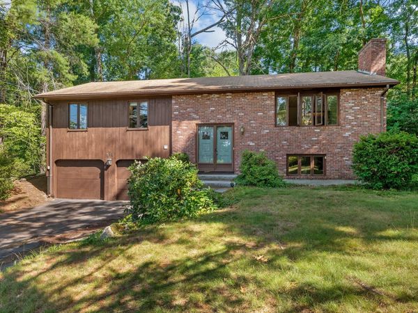 312 Walnut Hill Avenue, Manchester, NH 03104