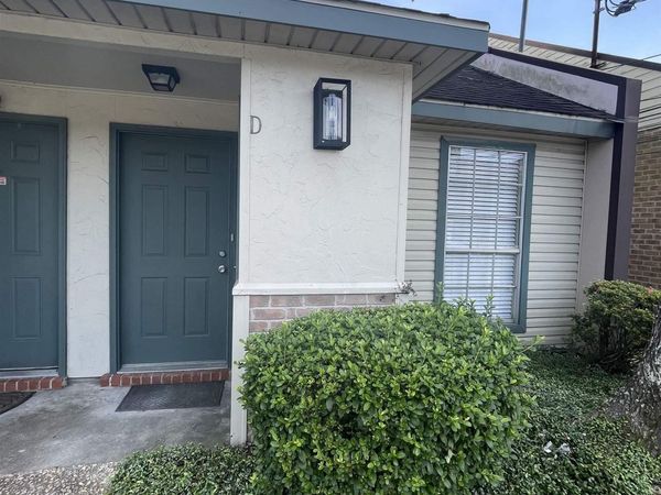 402 Lee Drive, Unit #7D, Baton Rouge, LA 70808