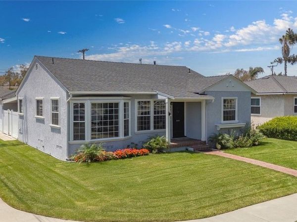 4703 N Bellflower Blvd, Long Beach, CA 90808