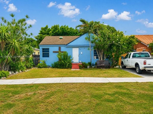 6410 SW 39th St , Miami, FL 33155