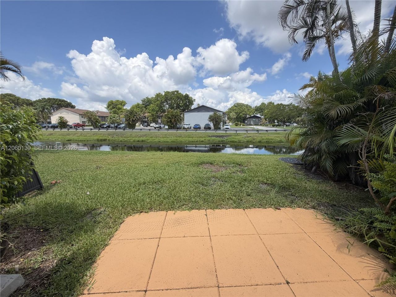 309 W Hemingway Cir, Margate, FL 33063 Photo