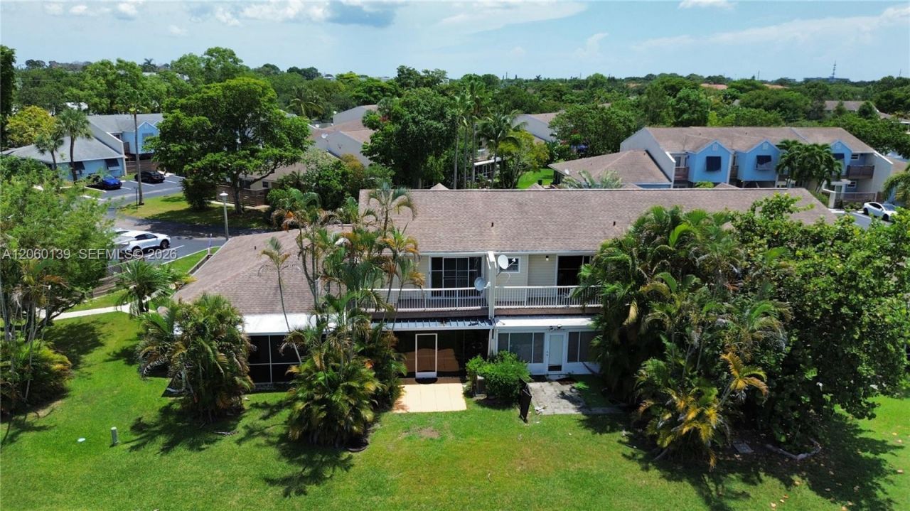 309 W Hemingway Cir, Margate, FL 33063 Photo