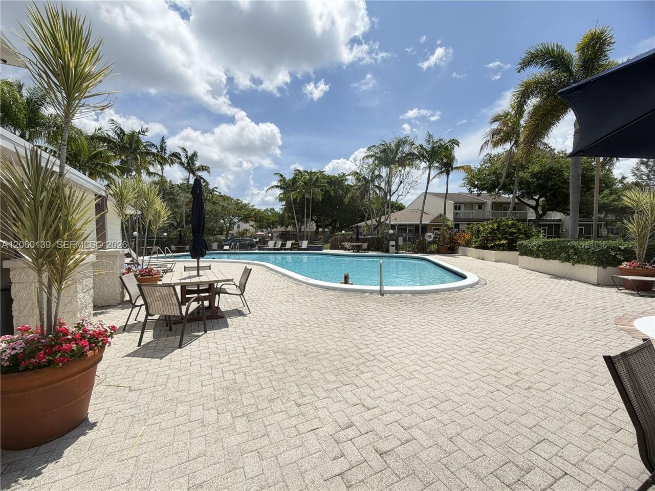 309 W Hemingway Cir, Margate, FL 33063 Photo