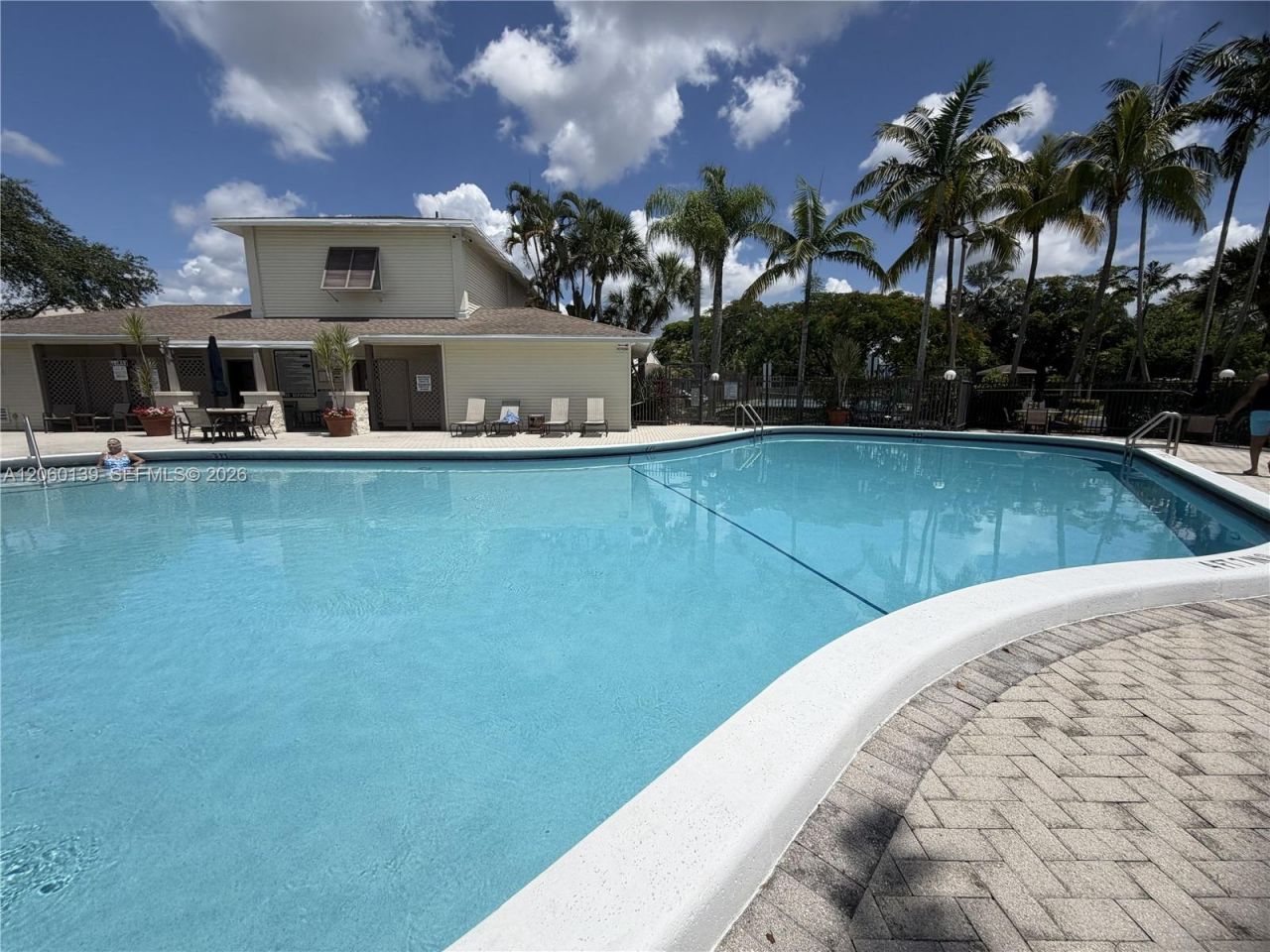 309 W Hemingway Cir, Margate, FL 33063 Photo
