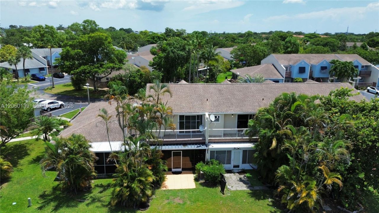 309 W Hemingway Cir, Margate, FL 33063 Photo