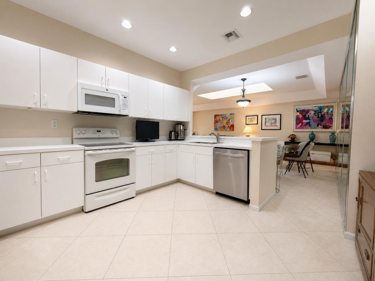 12598 Crystal Pointe Drive, Unit B, Boynton Beach, FL 33437 Photo