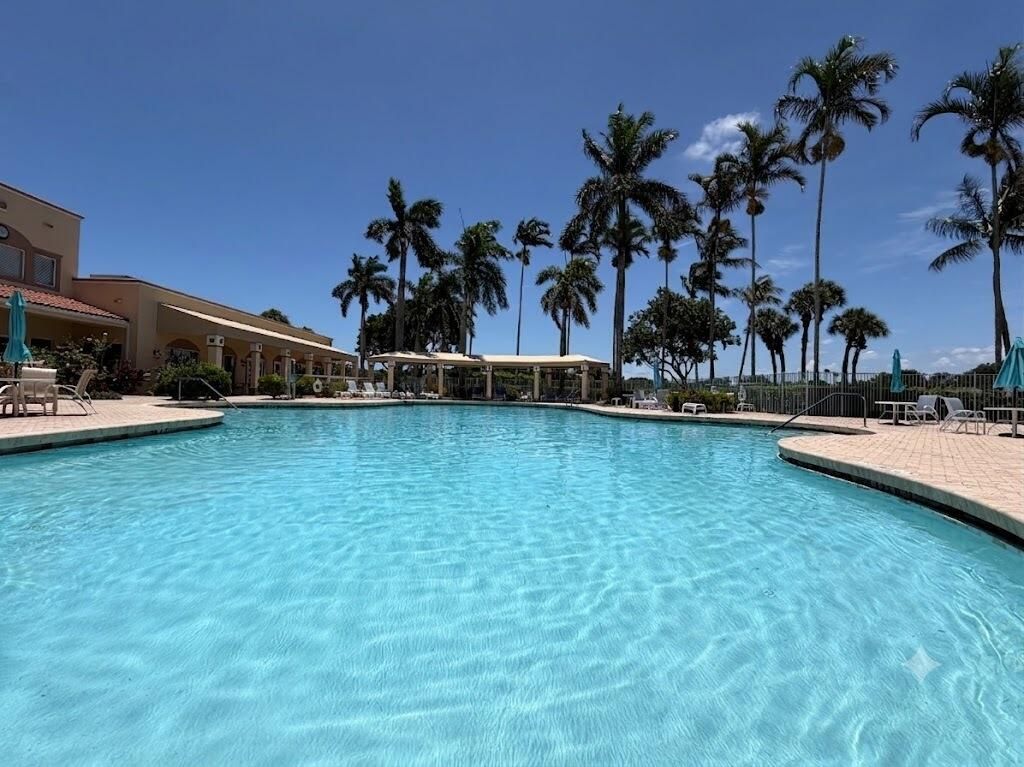 12598 Crystal Pointe Drive, Unit B, Boynton Beach, FL 33437 Photo