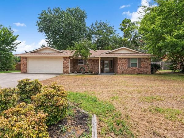 2018 Ashland Street, Gainesville, TX 76240