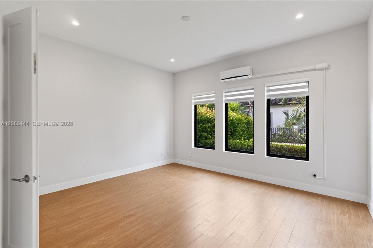 3472 Emerson Ln, Unit 00, Hollywood, FL 33312 Photo