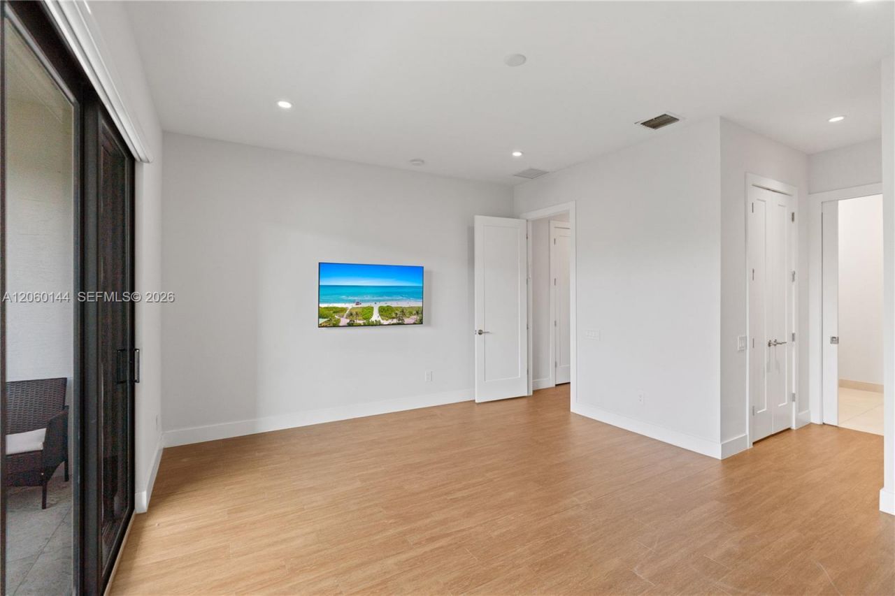 3472 Emerson Ln, Unit 00, Hollywood, FL 33312 Photo