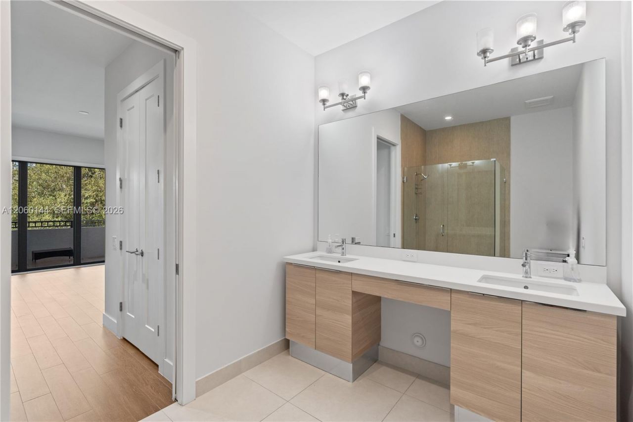 3472 Emerson Ln, Unit 00, Hollywood, FL 33312 Photo