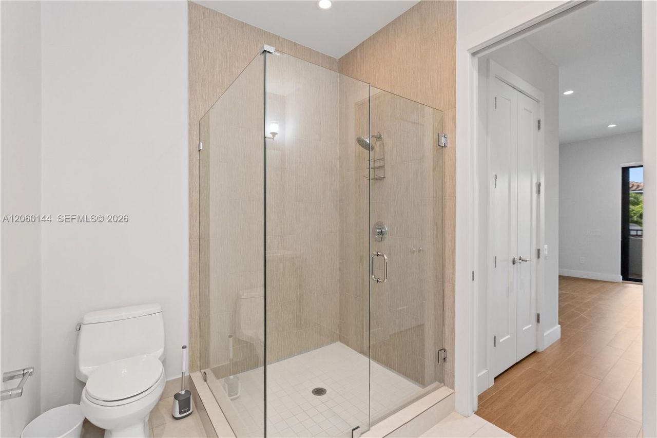 3472 Emerson Ln, Unit 00, Hollywood, FL 33312 Photo