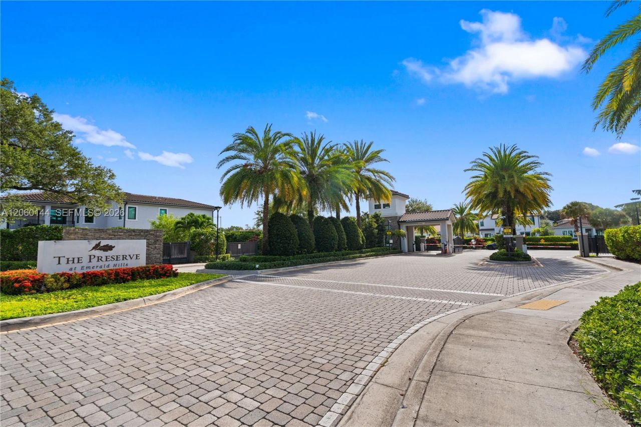 3472 Emerson Ln, Unit 00, Hollywood, FL 33312 Photo