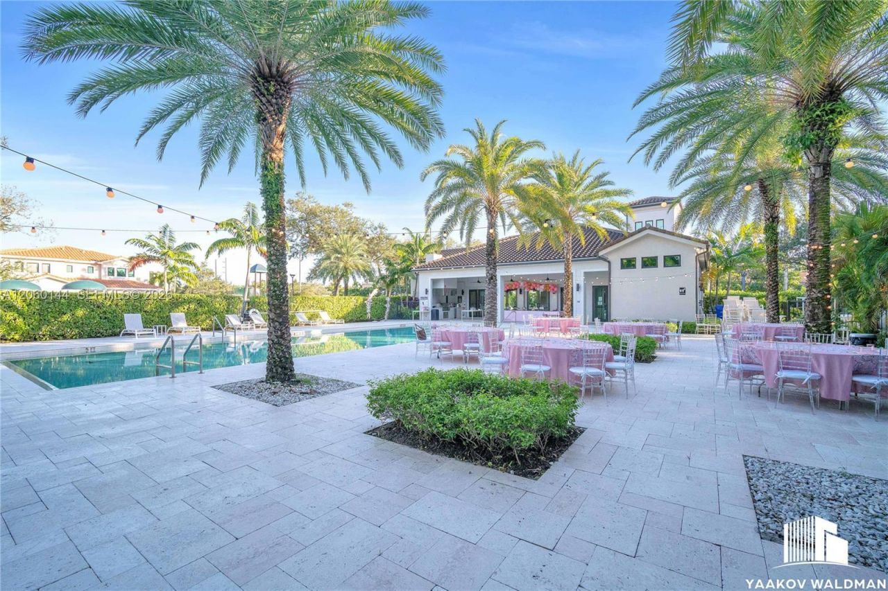 3472 Emerson Ln, Unit 00, Hollywood, FL 33312 Photo