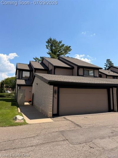 5112 Rock Run Street, West Bloomfield Township, MI 48322 Main Photo